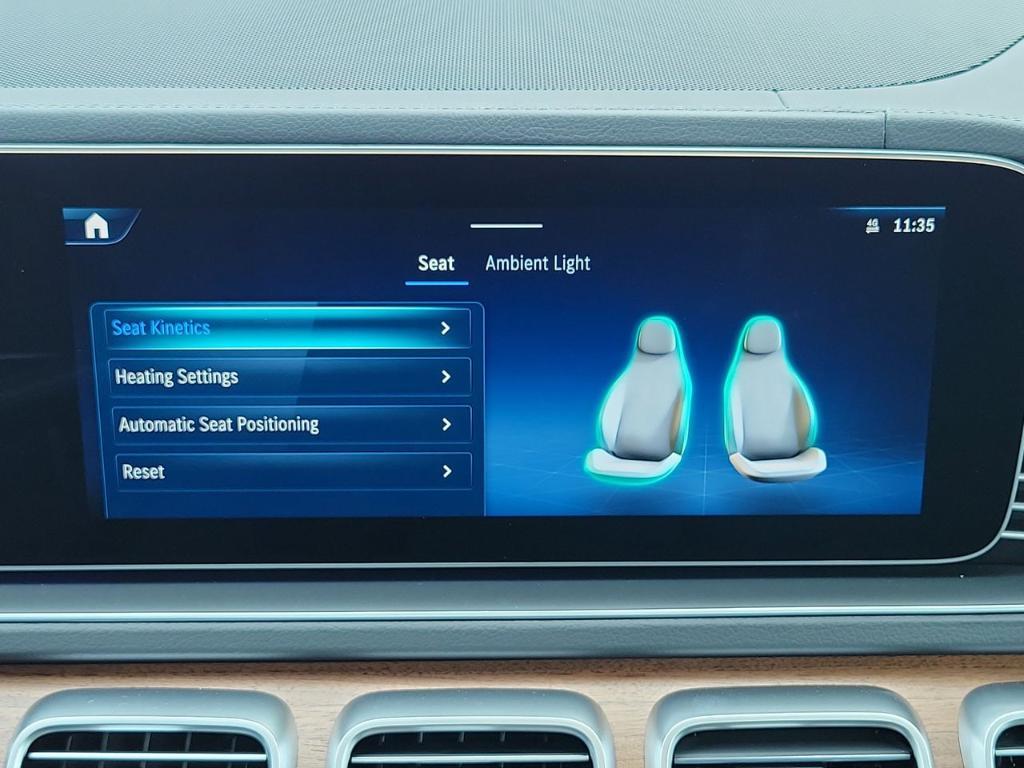 new 2026 Mercedes-Benz GLE 450 car, priced at $81,010