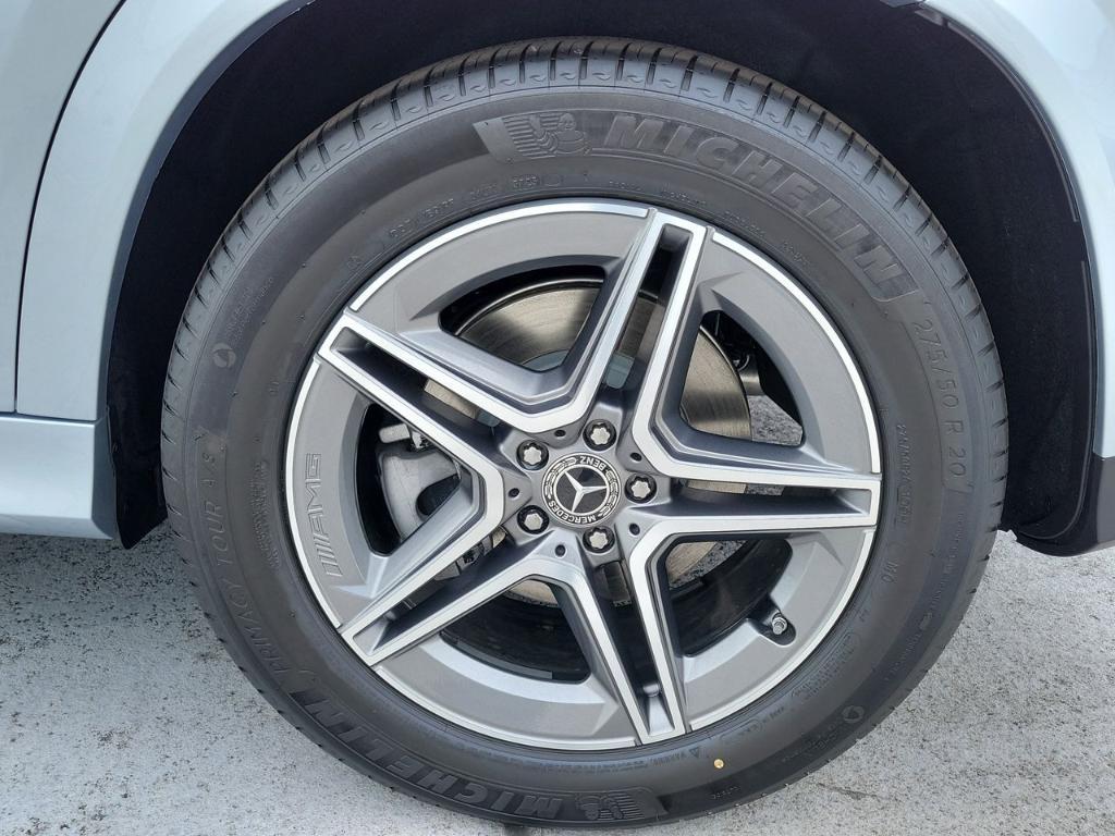 new 2026 Mercedes-Benz GLE 450 car, priced at $81,010