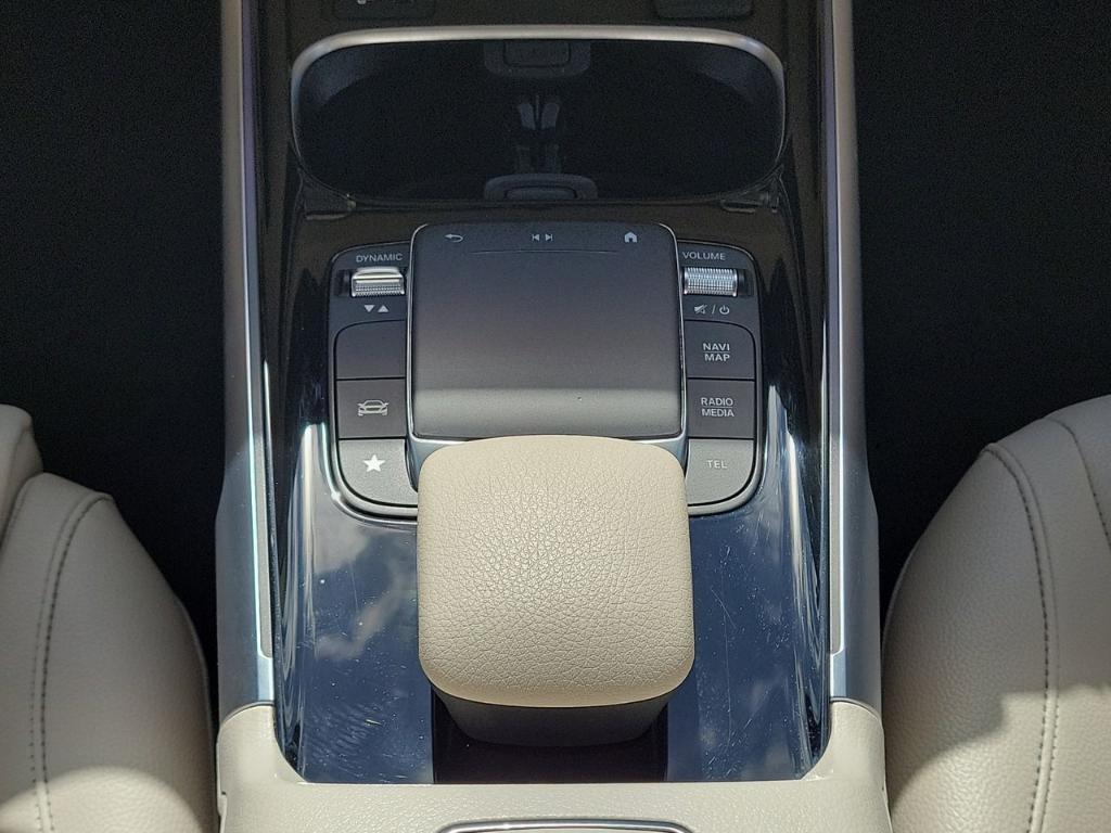 used 2022 Mercedes-Benz GLB 250 car, priced at $30,709