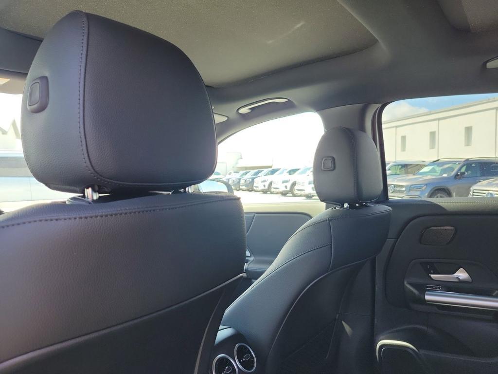 new 2026 Mercedes-Benz GLA 250 car, priced at $48,195