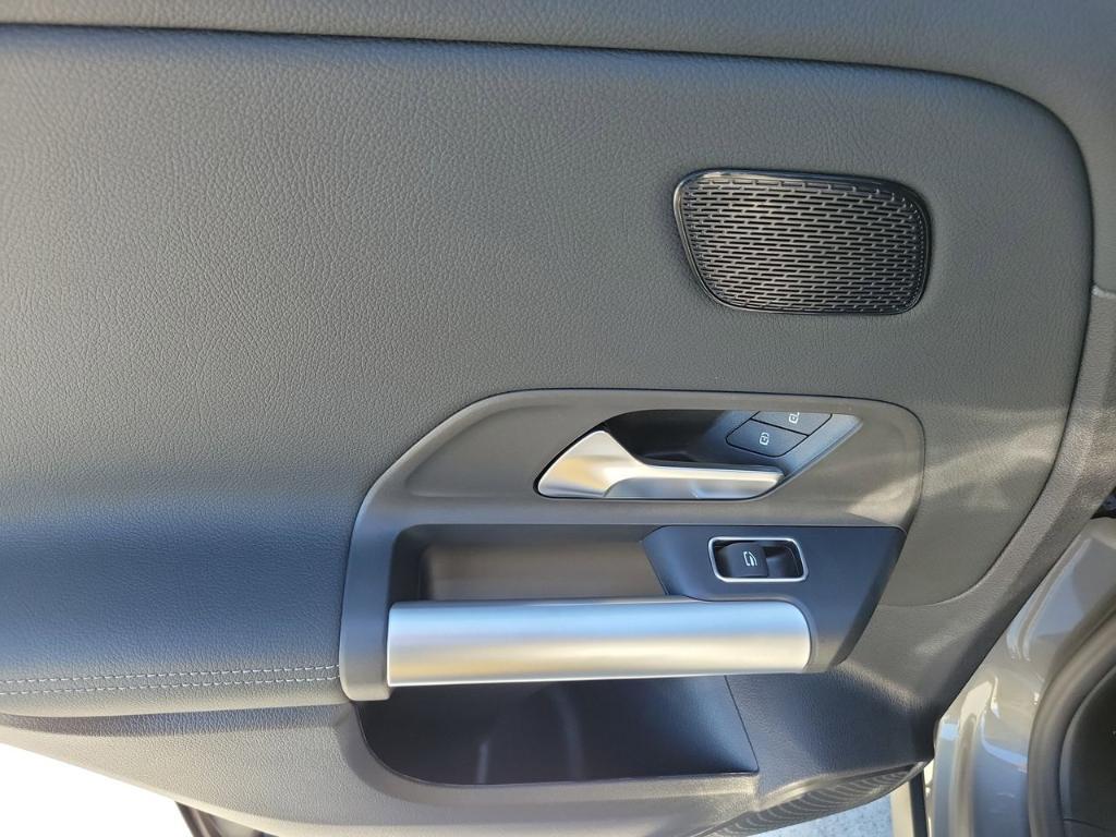 new 2026 Mercedes-Benz GLA 250 car, priced at $48,195