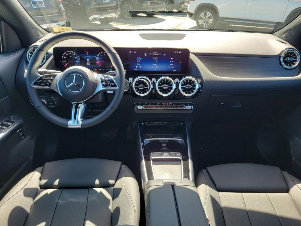 new 2026 Mercedes-Benz GLA 250 car, priced at $48,195