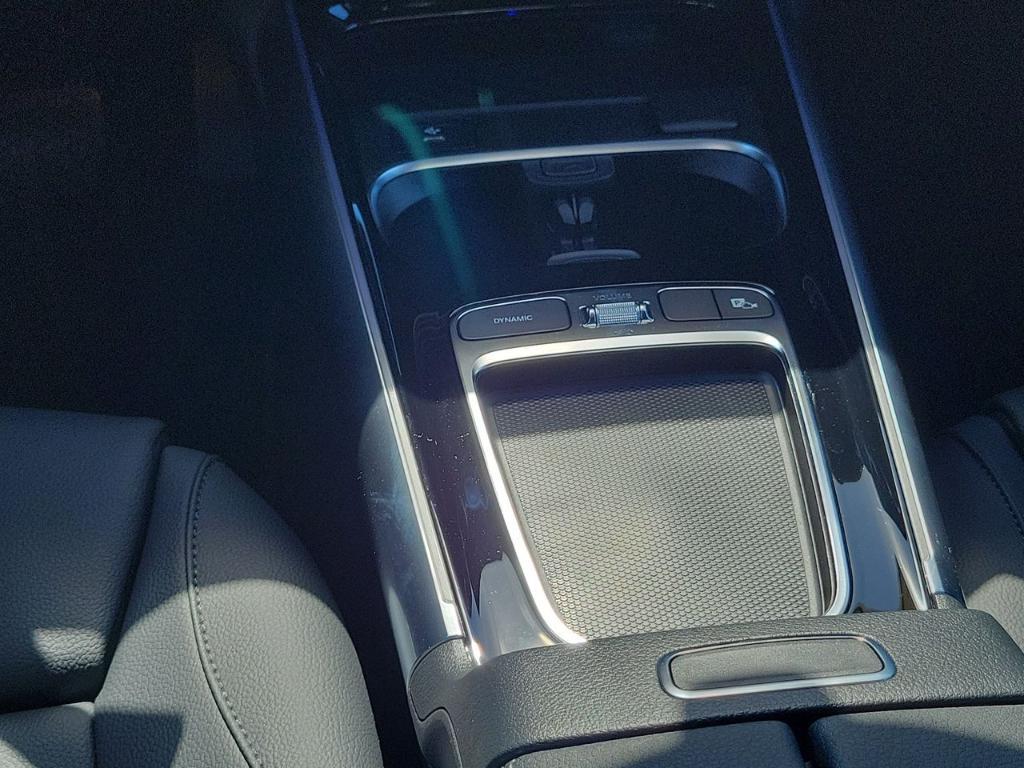 new 2026 Mercedes-Benz GLA 250 car, priced at $48,195