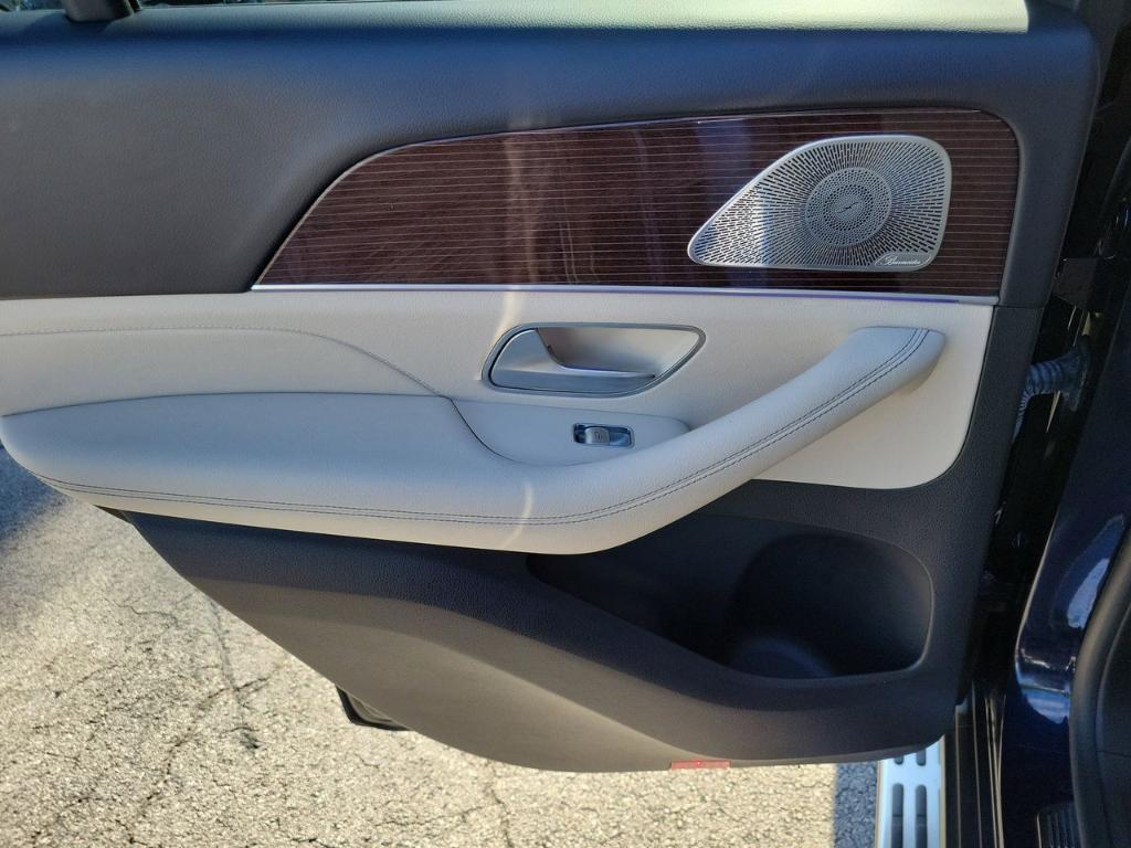 used 2022 Mercedes-Benz GLE 350 car, priced at $43,362