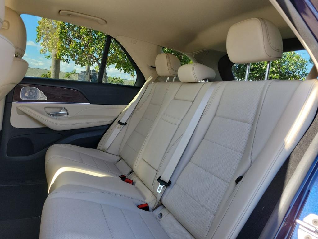 used 2022 Mercedes-Benz GLE 350 car, priced at $43,362