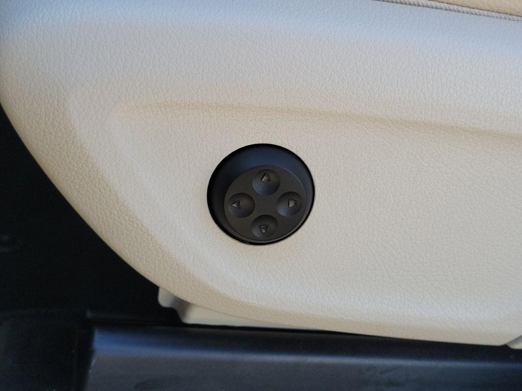 used 2022 Mercedes-Benz GLE 350 car, priced at $43,362