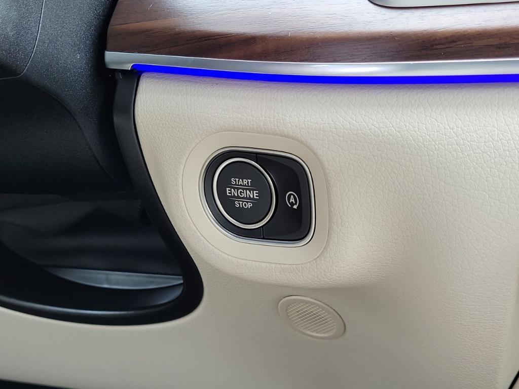 new 2026 Mercedes-Benz GLE 350 car, priced at $73,215