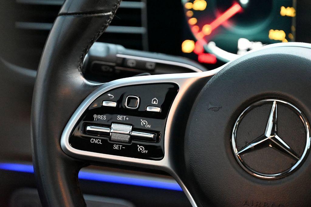 used 2022 Mercedes-Benz GLE 350 car, priced at $35,991