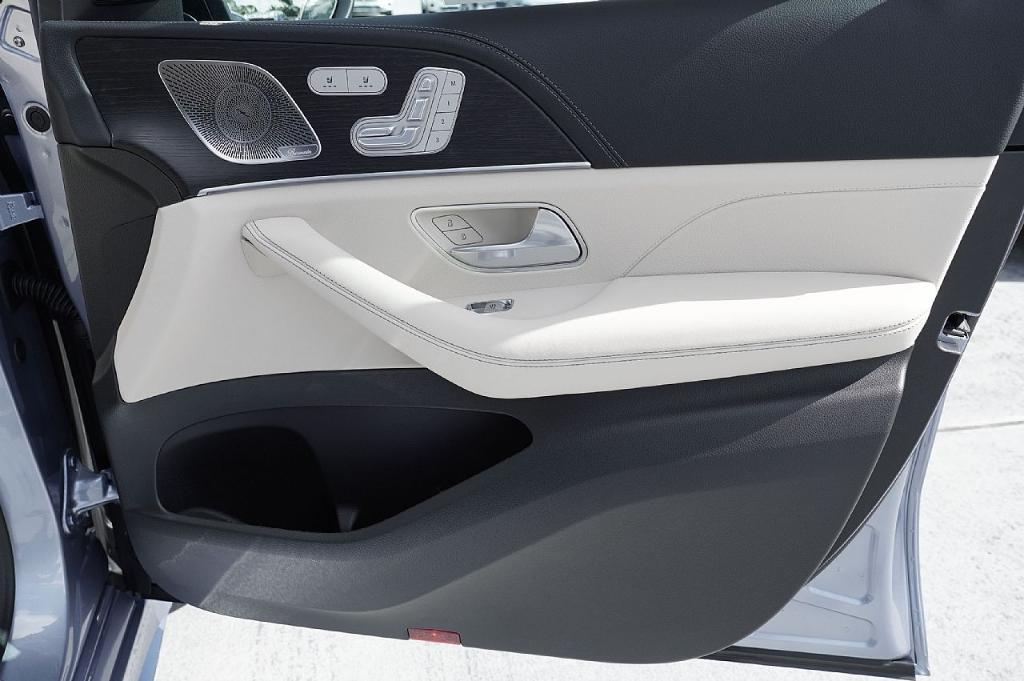 new 2026 Mercedes-Benz AMG GLE 53 car, priced at $96,975