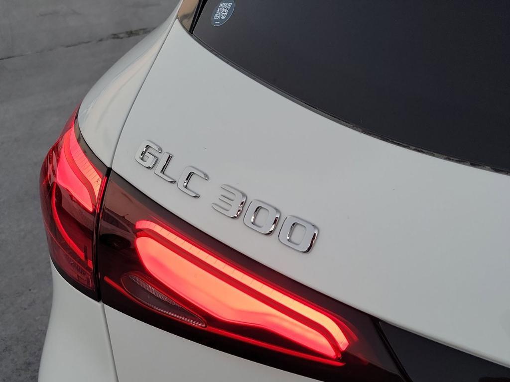 new 2026 Mercedes-Benz GLC 300 car, priced at $54,925