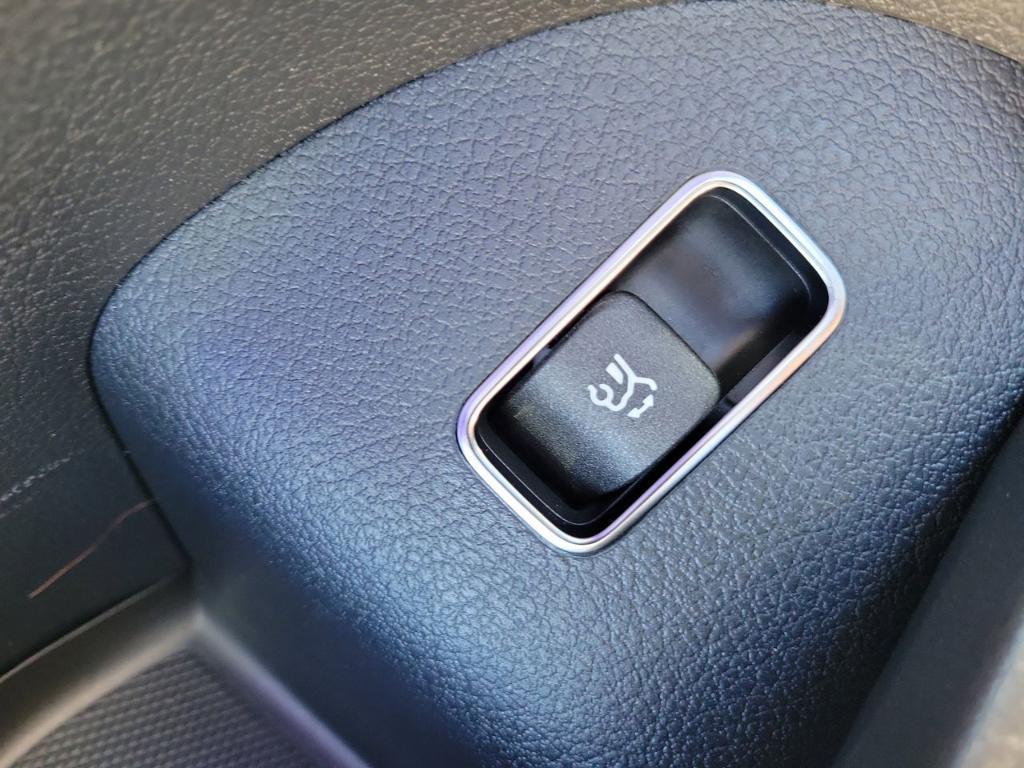 new 2026 Mercedes-Benz GLE 350 car, priced at $73,435