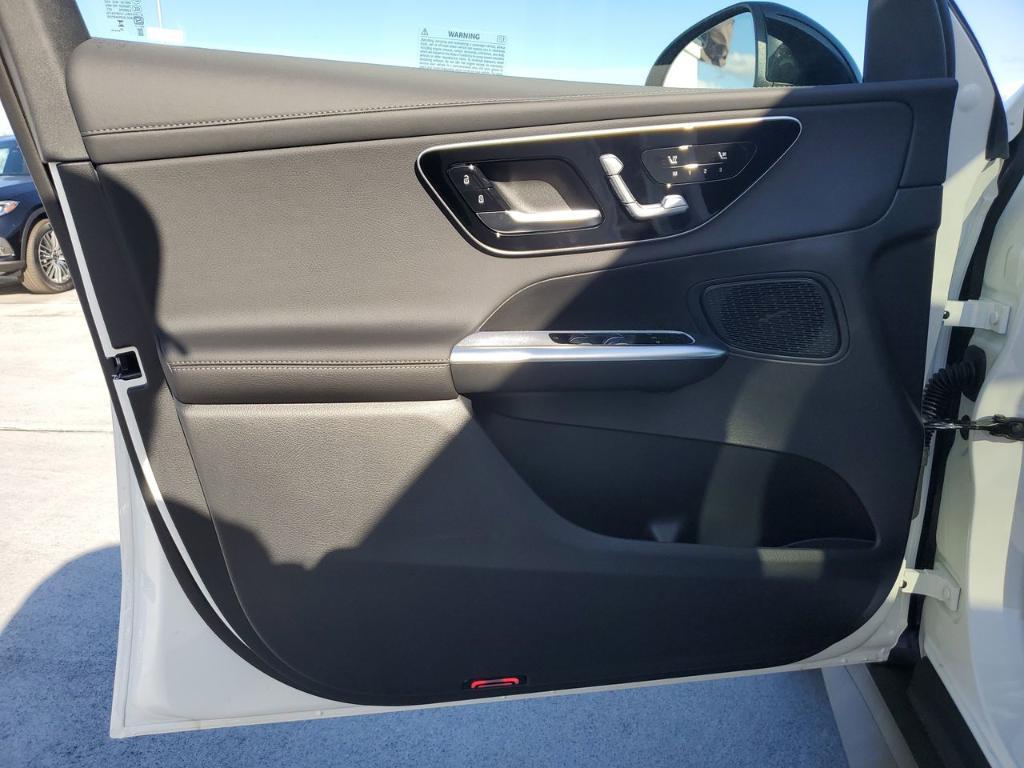 new 2026 Mercedes-Benz GLC 300 car, priced at $58,690