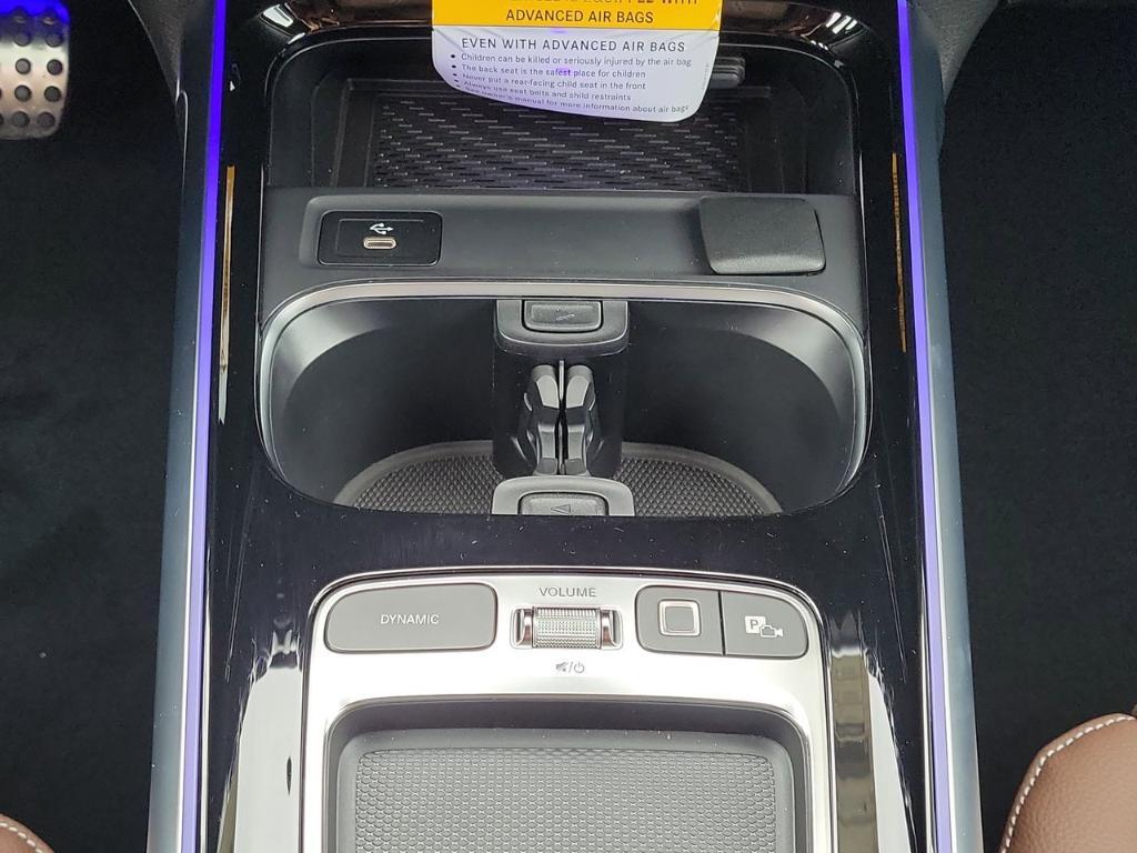 new 2026 Mercedes-Benz GLB 250 car, priced at $53,980