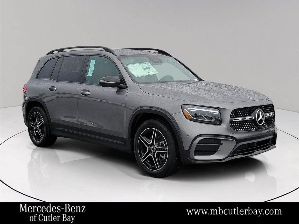 new 2026 Mercedes-Benz GLB 250 car, priced at $53,980