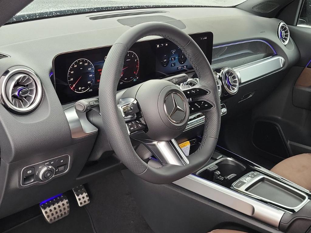 new 2026 Mercedes-Benz GLB 250 car, priced at $53,980