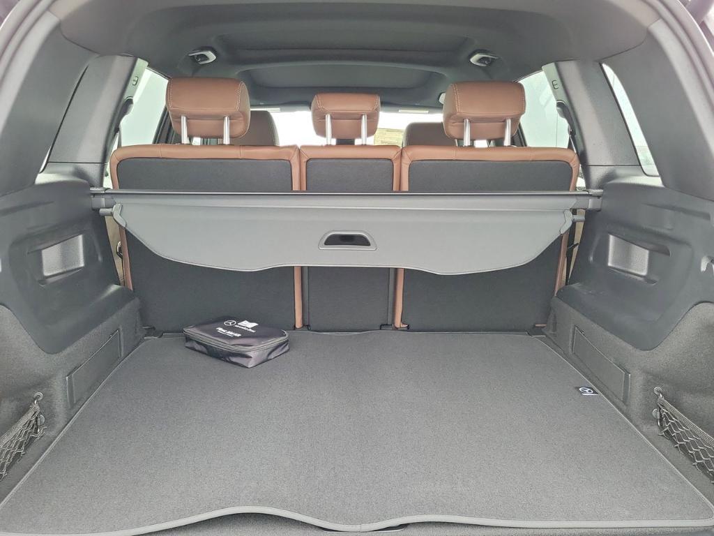 new 2026 Mercedes-Benz GLB 250 car, priced at $53,980