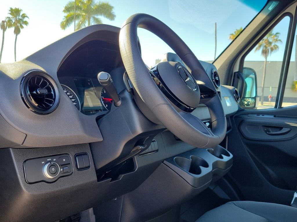 new 2026 Mercedes-Benz Sprinter 2500 car, priced at $58,098