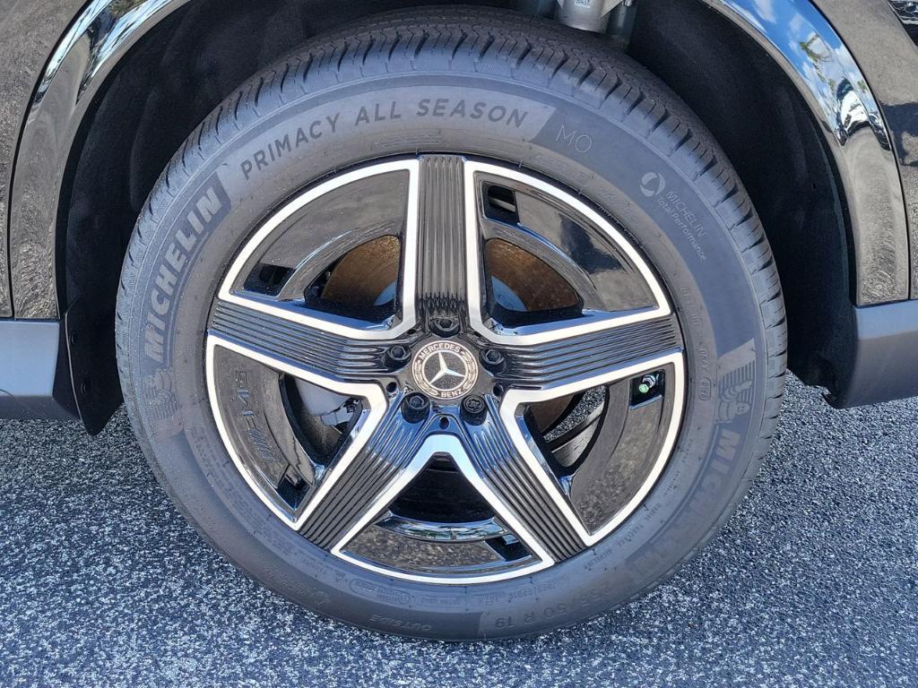 new 2026 Mercedes-Benz GLC 300 car, priced at $57,720