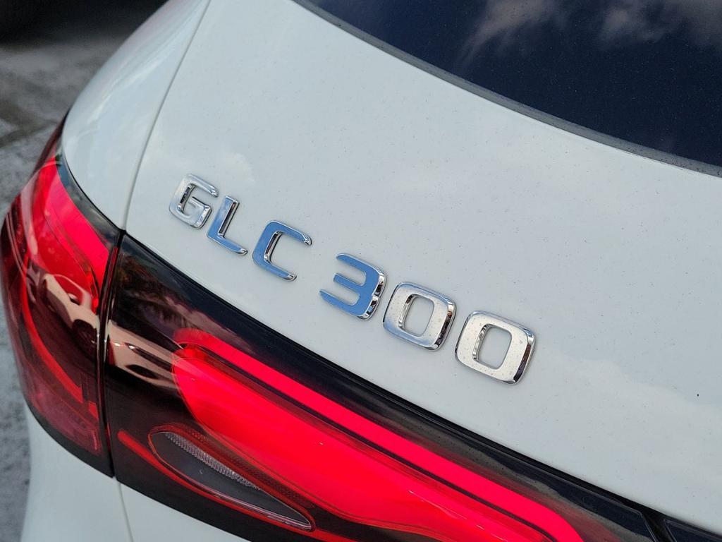 new 2026 Mercedes-Benz GLC 300 car, priced at $55,950