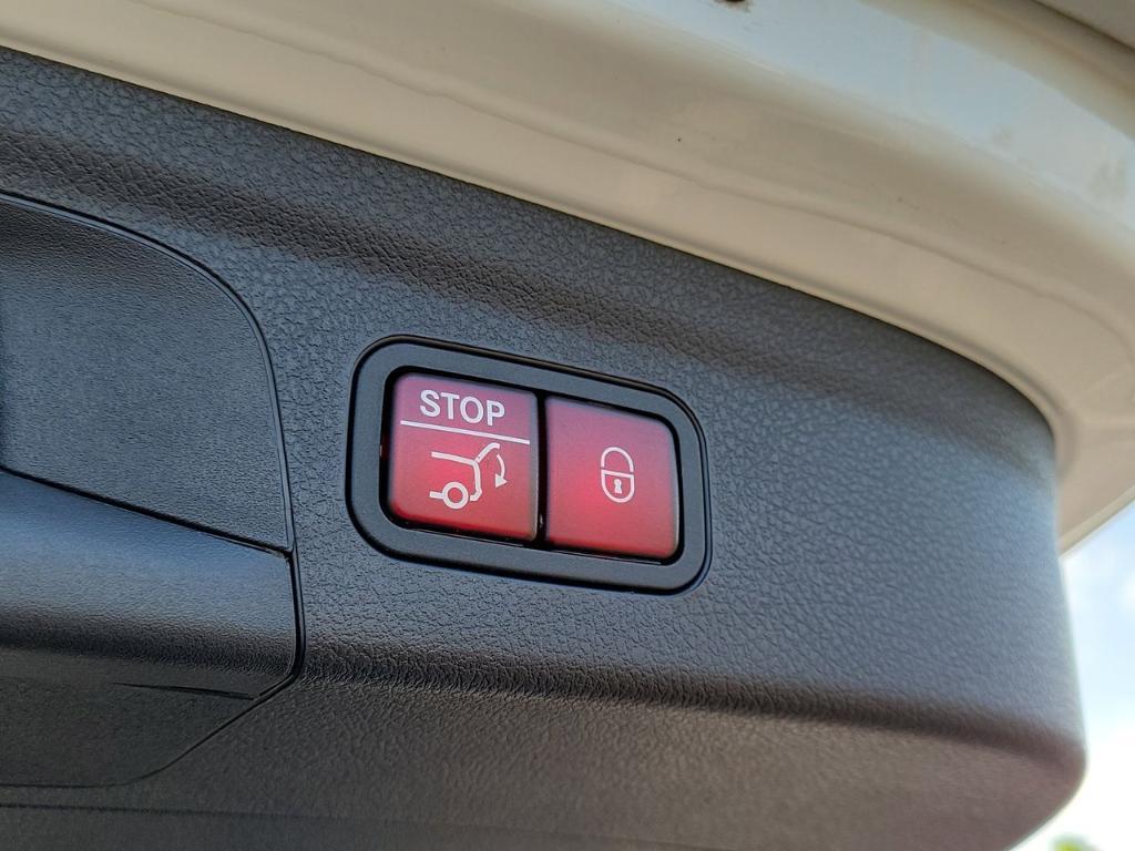 used 2023 Mercedes-Benz GLE 350 car, priced at $50,279