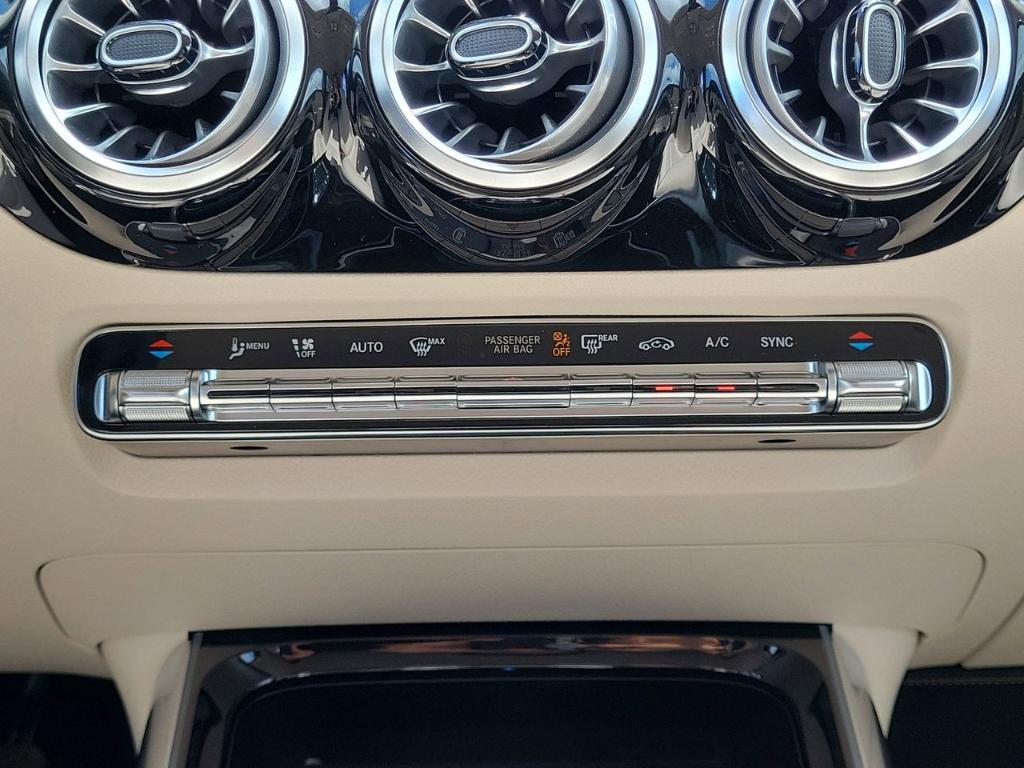 used 2023 Mercedes-Benz GLA 250 car, priced at $32,156