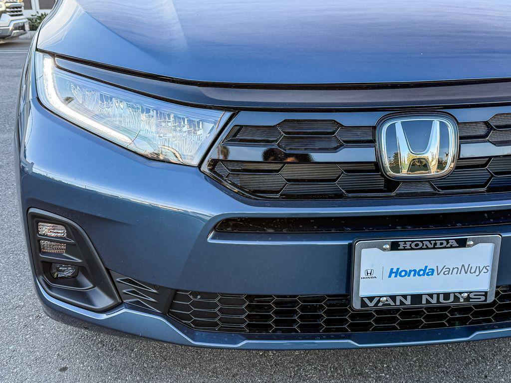 new 2026 Honda Odyssey car, priced at $49,355