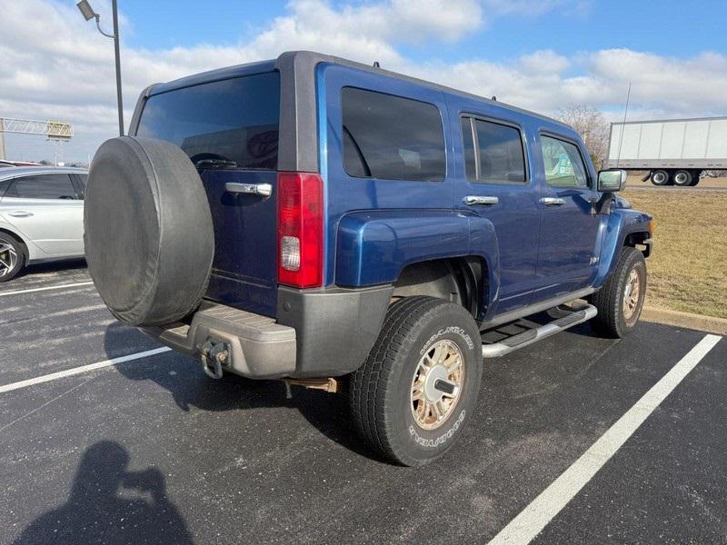 used 2006 Hummer H3 car, priced at $8,000