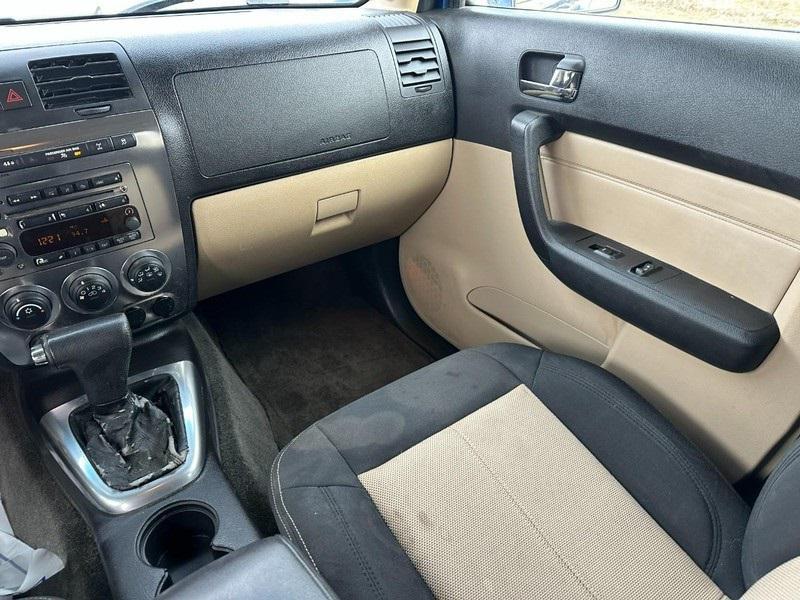 used 2006 Hummer H3 car, priced at $7,800