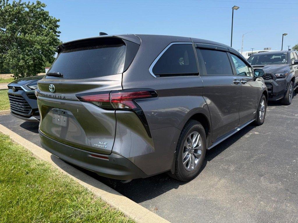 used 2021 Toyota Sienna car, priced at $34,377