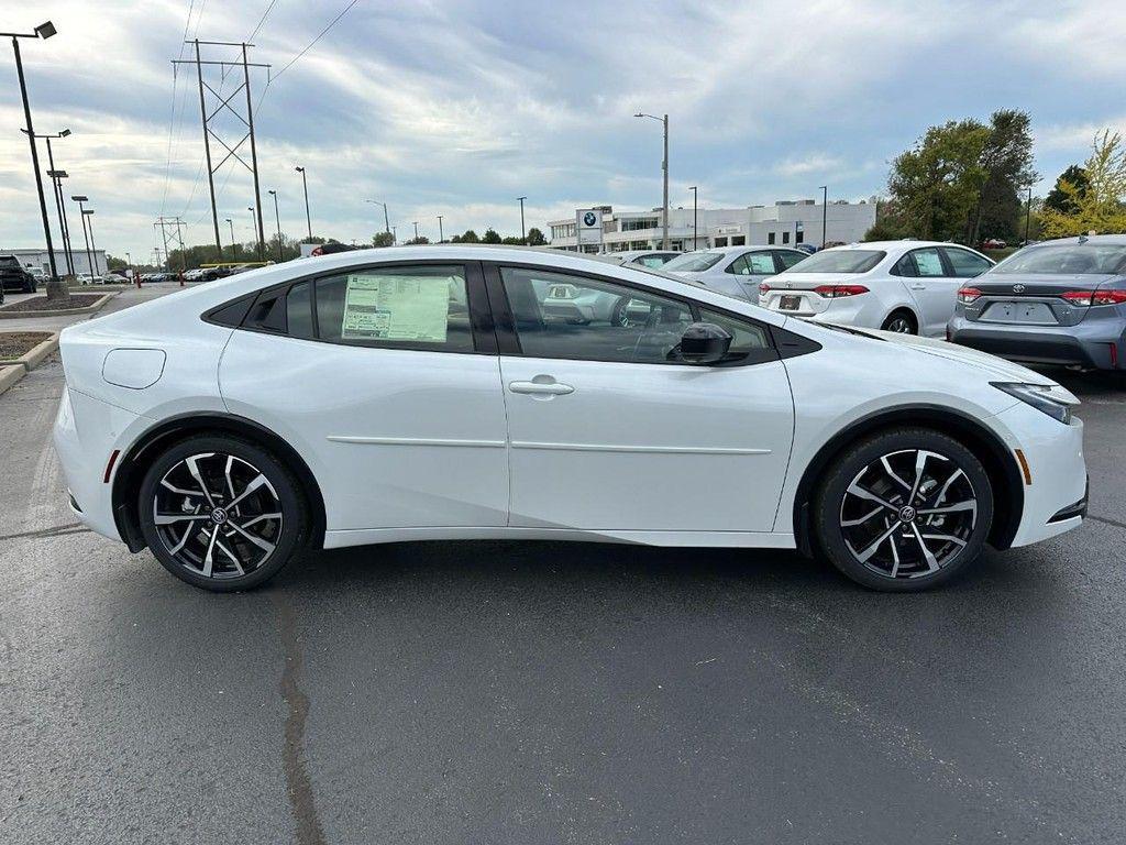 new 2026 Toyota Prius Plug-In Hybrid car, priced at $46,227