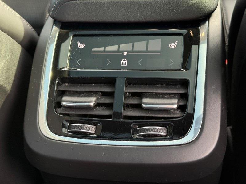 used 2022 Volvo XC60 car, priced at $32,700