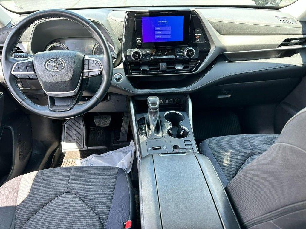 used 2023 Toyota Highlander Hybrid car, priced at $29,000