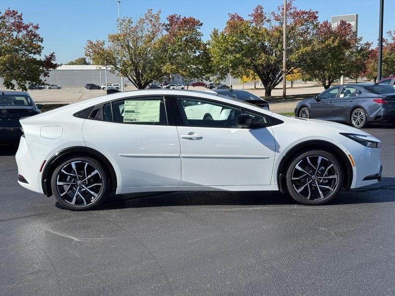new 2026 Toyota Prius Plug-In Hybrid car, priced at $46,227