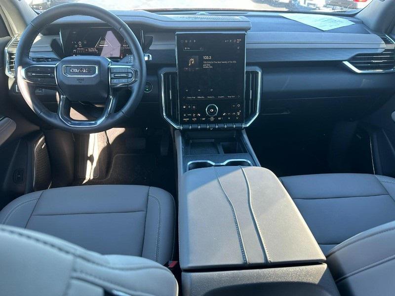 used 2025 GMC Acadia car, priced at $37,500