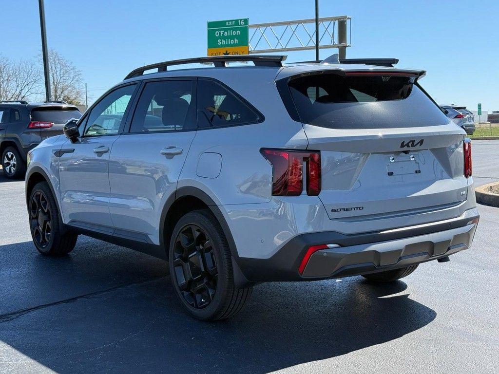 used 2025 Kia Sorento car, priced at $37,800