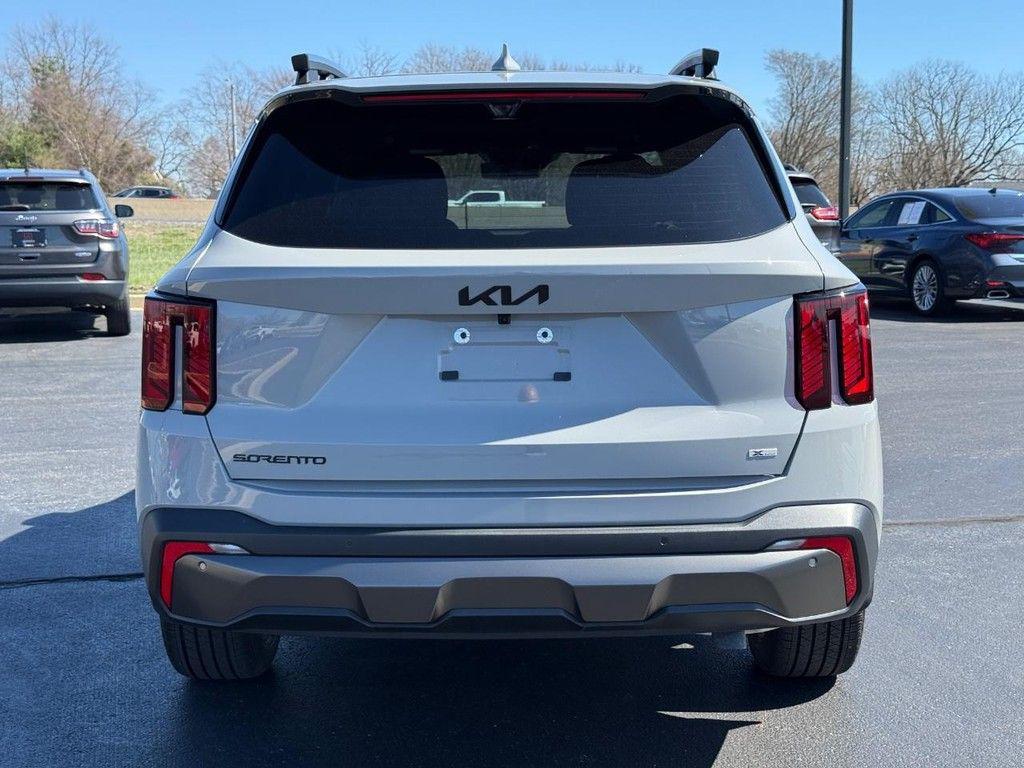 used 2025 Kia Sorento car, priced at $37,800