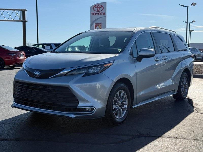 used 2024 Toyota Sienna car, priced at $39,500