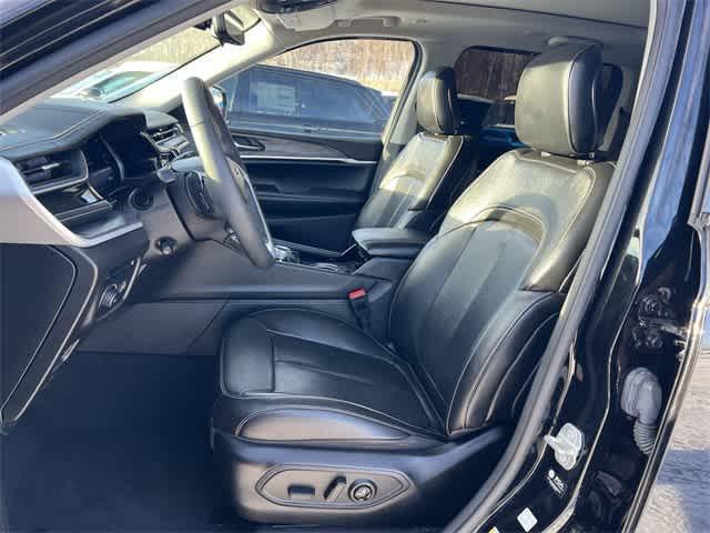 used 2022 Jeep Grand Cherokee 4xe car, priced at $26,634