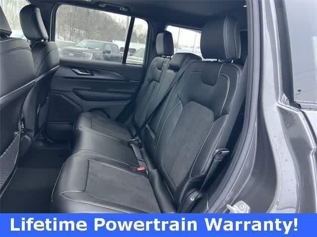 new 2025 Jeep Grand Cherokee car, priced at $44,080