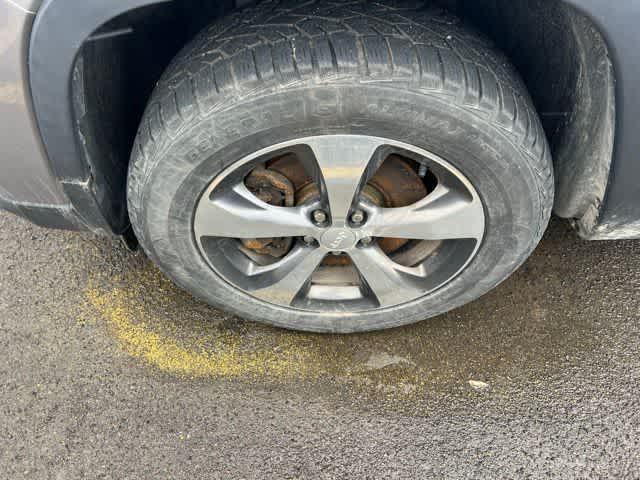 used 2019 Jeep Cherokee car, priced at $15,875