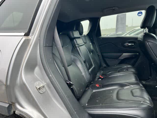 used 2019 Jeep Cherokee car, priced at $15,875