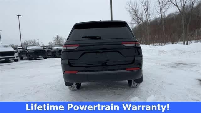 new 2026 Jeep Grand Cherokee car, priced at $48,775