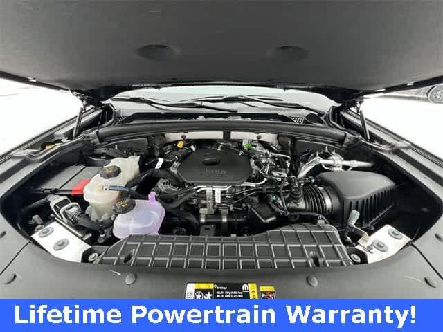 new 2026 Jeep Grand Cherokee car, priced at $48,775