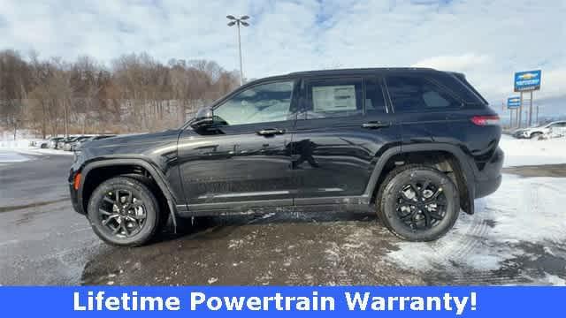 new 2025 Jeep Grand Cherokee car, priced at $43,205