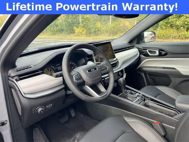 new 2025 Jeep Compass car, priced at $29,745