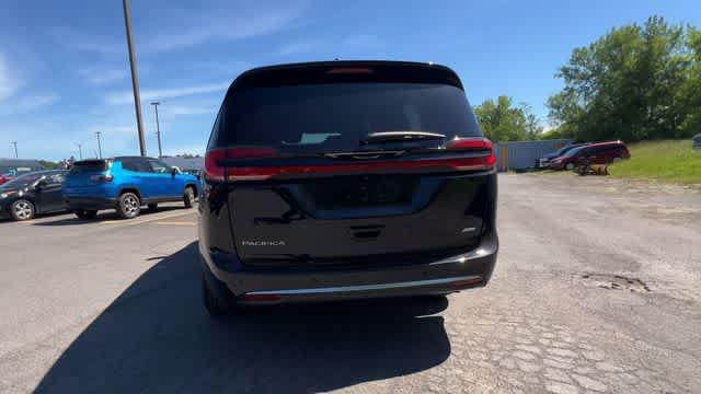 new 2027 Chrysler Pacifica car, priced at $54,115