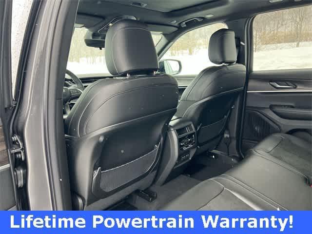 new 2026 Jeep Grand Cherokee car, priced at $48,750