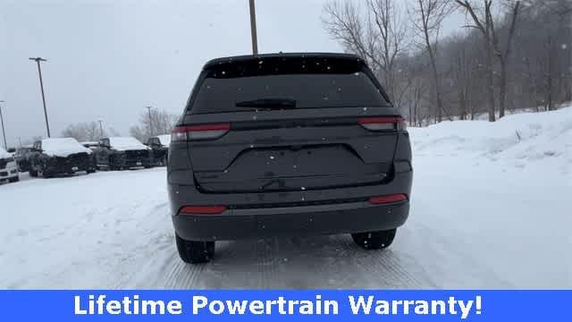 new 2026 Jeep Grand Cherokee car, priced at $48,750