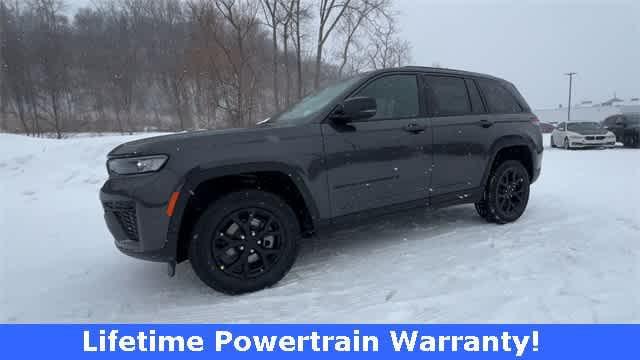 new 2026 Jeep Grand Cherokee car, priced at $48,750