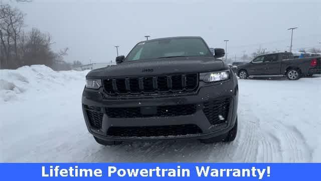 new 2026 Jeep Grand Cherokee car, priced at $48,750